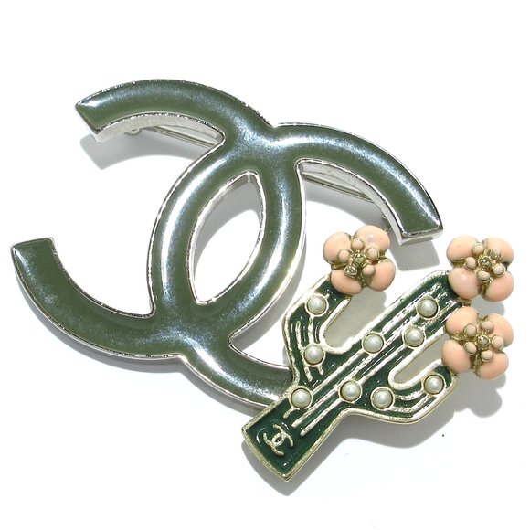 CHANEL Jewelry - CHANEL Coco Mark Brooch